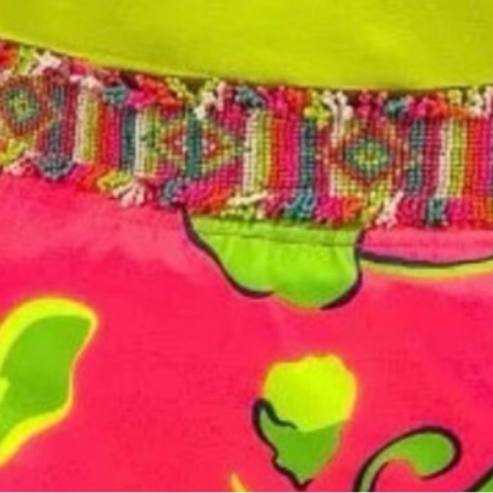 Gretchen Scott beaded belt

Fringe Benefits Masai Beaded Belt